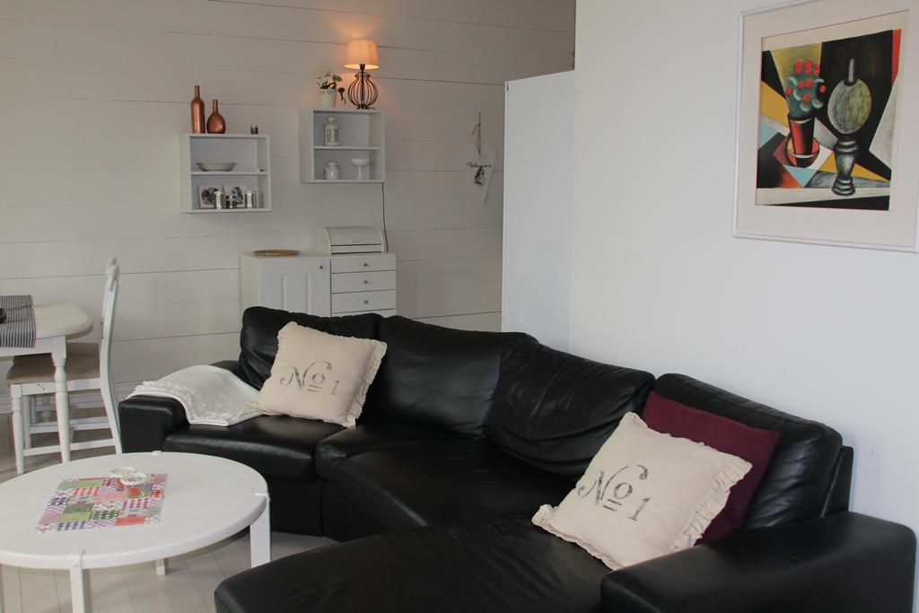 Hoiland Gard Gardshotellet Hjelmeland Exterior foto