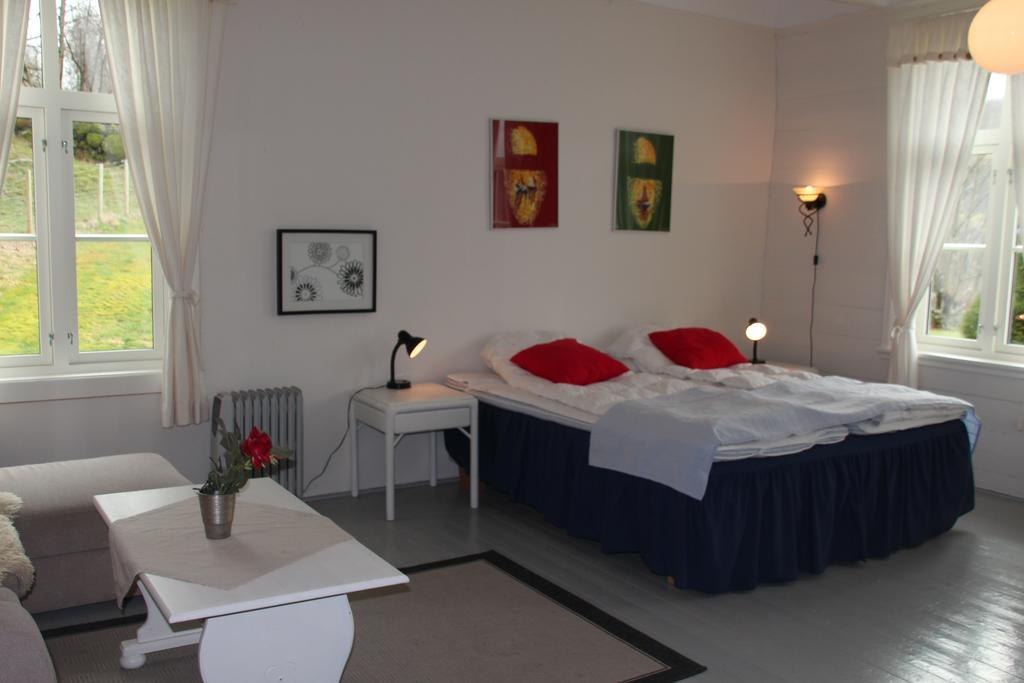 Hoiland Gard Gardshotellet Hjelmeland Exterior foto