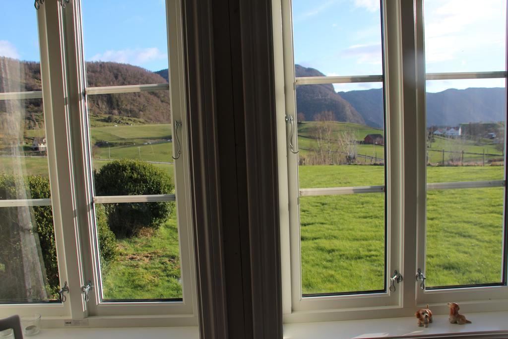 Hoiland Gard Gardshotellet Hjelmeland Exterior foto