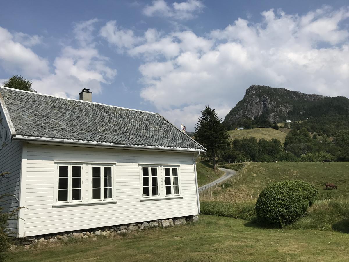 Hoiland Gard Gardshotellet Hjelmeland Exterior foto